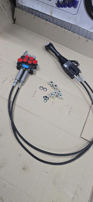 Гідророзподільник джойстик трос на КУН для МТЗ, ЮМЗ навантажувач,