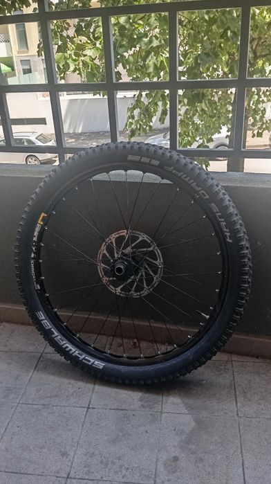 Roda mavic frente