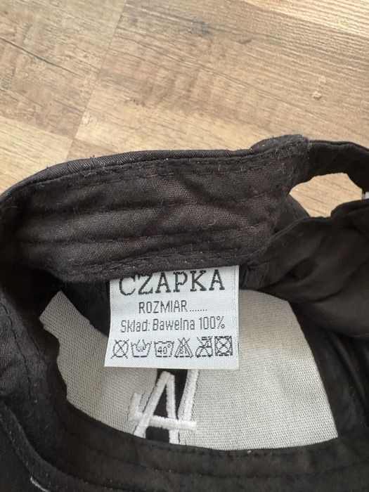 Czapka z daszkiem LA regulowana