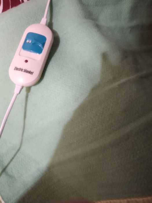 ИзЭлектроковрик, пледик, новая 75 на 155 см