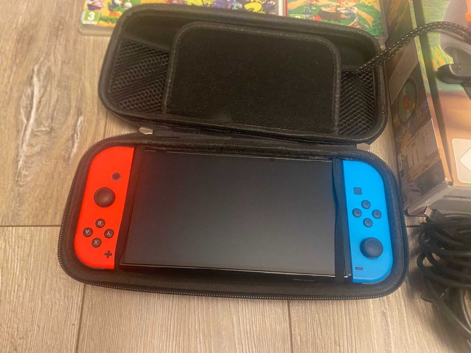 Nintendo Switch OLED bogaty zestaw