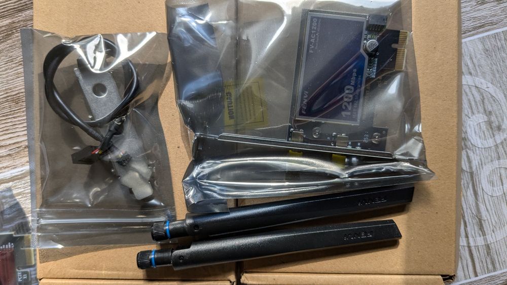 Wi-Fi Bluetooth плата (PCIe Adapter)