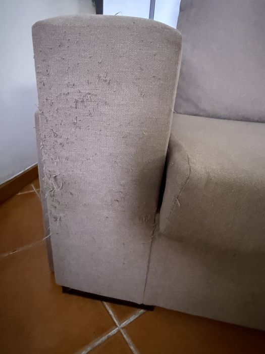 Sofa 3 lugares c/ 2 pufs laterais e banco quadrado para fazer ch l.