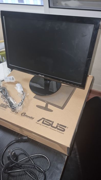 Monitor ASUS VS197 como novo