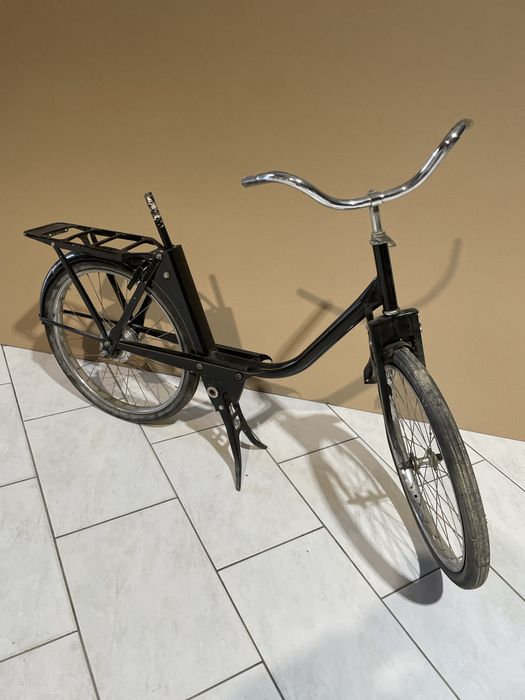 Duas velosolex uma dadora de peças e outra em fase de restauro avançad