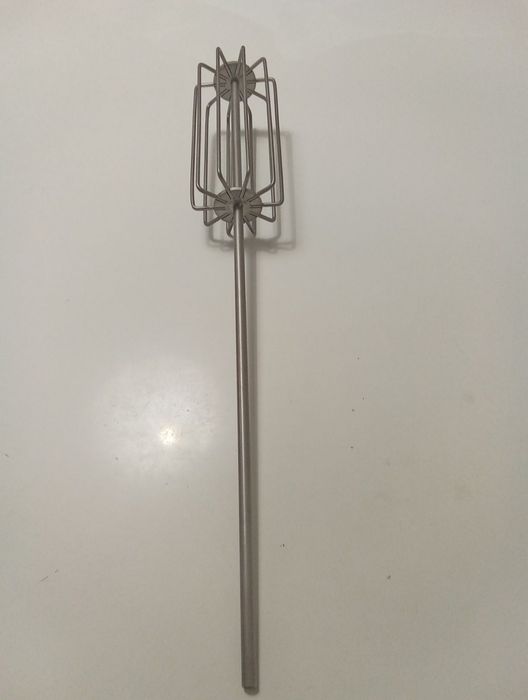 Mieszadło wędkarskie do zanęty