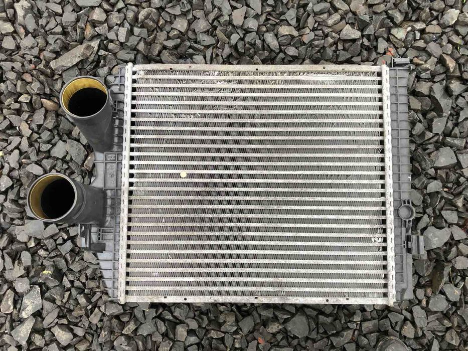 Радіатор інтеркулера/Кулер Mercedes Atego 815, 818, 915, 917, 818, 822
