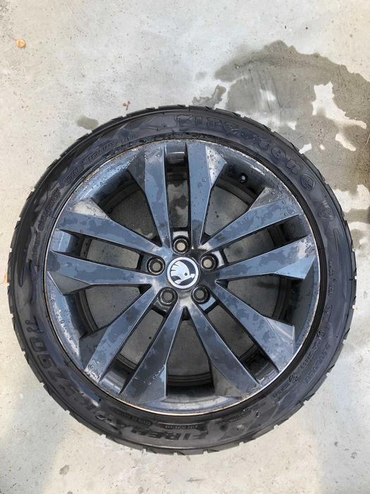 Koła, felgi crystal black Skoda 215/45 R17 91Y (17 cali)