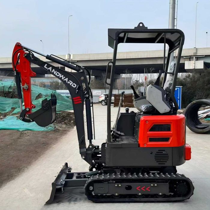 Mini Giratória LANDWARD XT20 2000KG Motor Kubota