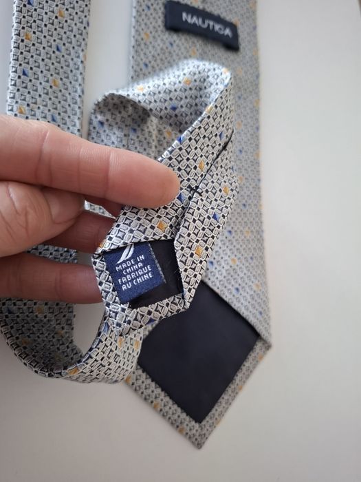 Jedwabny krawat Nautica