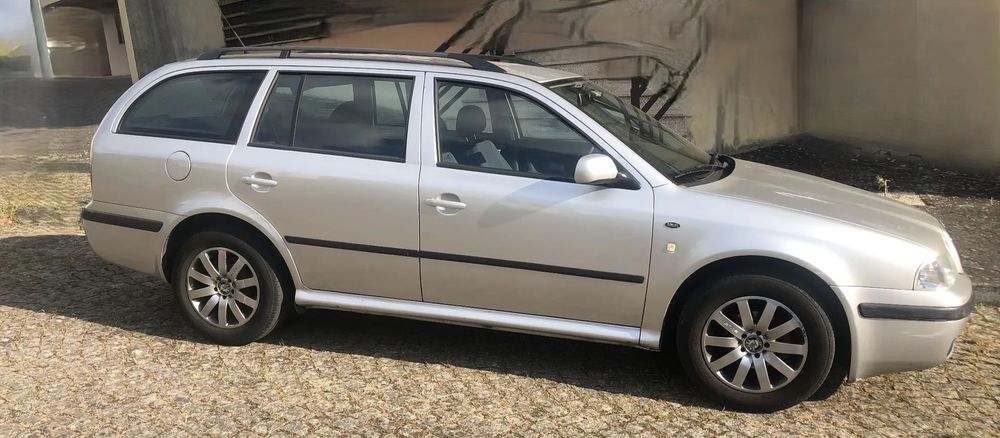 Skoda Octavia Break 1.6 Ambiente