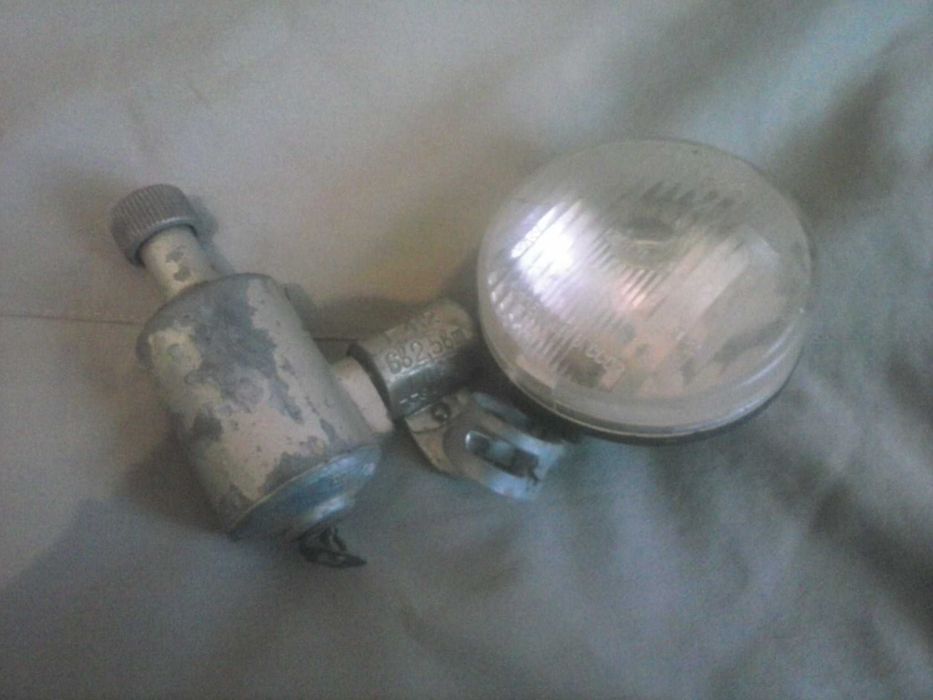 Велогенератор с фарой.