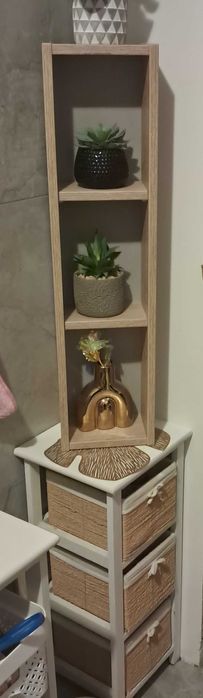 Pólka do łazienki lub pokoju szafka wiszaca