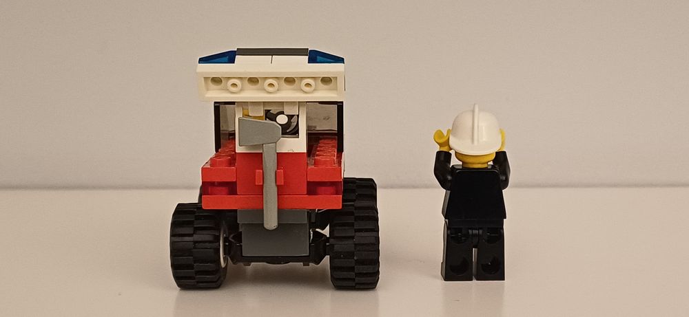 Lego City  7241 - Fire Car