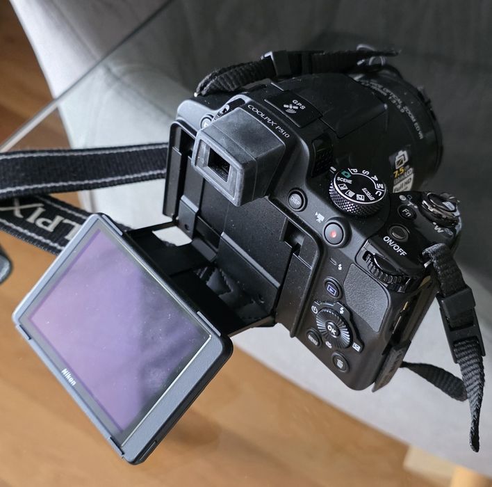 Nikon Coolpix P510 + cartão 16 Gb