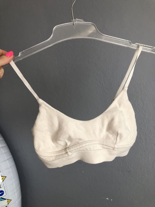 NA-KD biustonosz prążkowany premium r.M