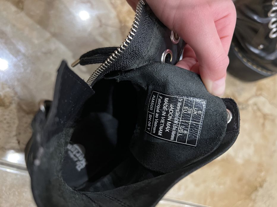 Мартинсы Dr. Martens Jadon Max - Black Buttero