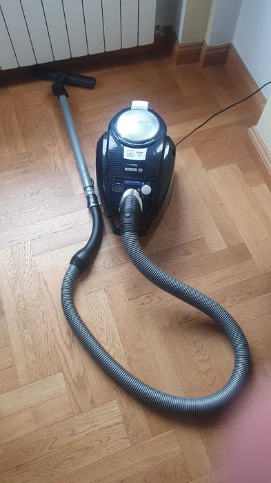 odkurzacz Bosch BGS5SIL66