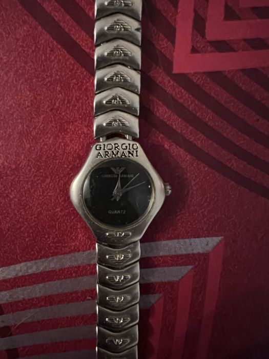 Relogio giorgio armani bom estado
