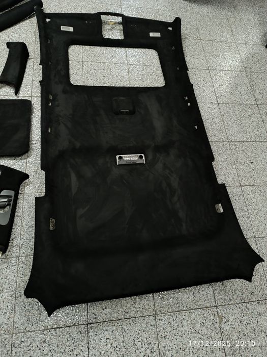 Tecto em Alcântara BMW E46 Touring com pilares
Em excelente estado.
P