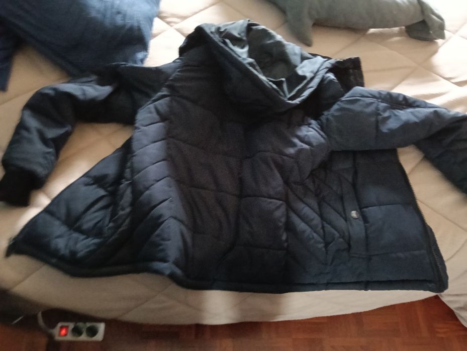 Casaco M ( 38 ), homem.