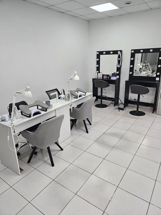 Оренда масажн кабін,  місця манікюр педикюр бровіст лашмейкер. Позняки