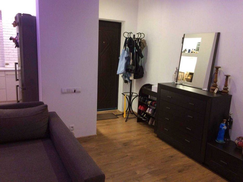 Сдается 3-х комнатная квартира на Артема