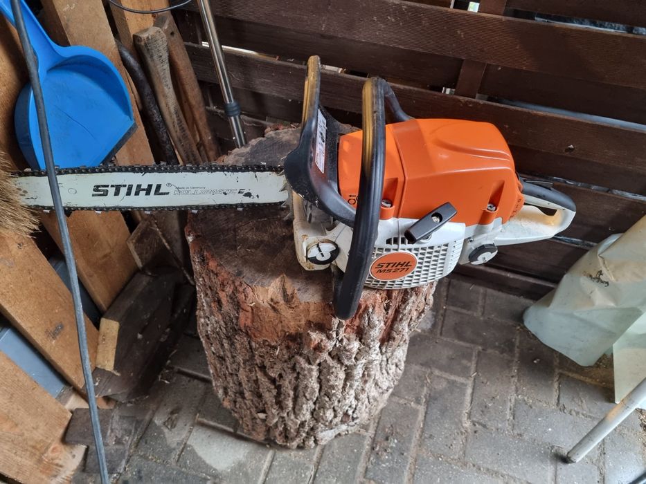 pilarka Stihl MS 271 o mocy 3,5 KM