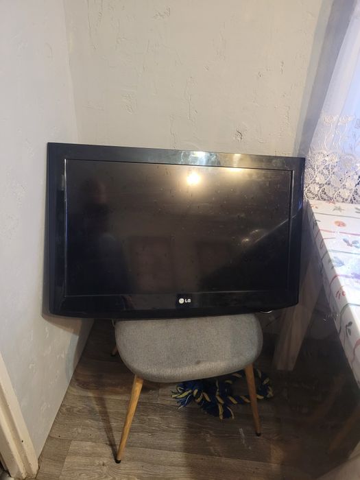 Lg 32 całe bardzo dobry stan