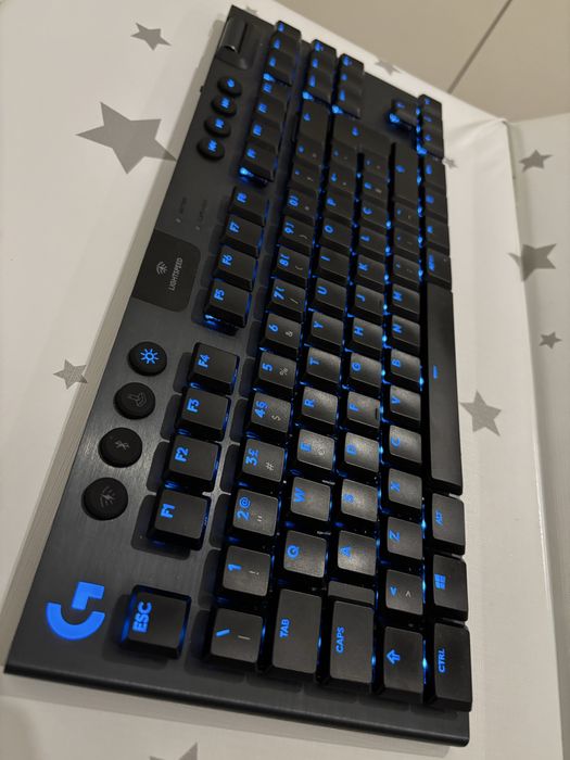 Teclado Logitech G915 TKL