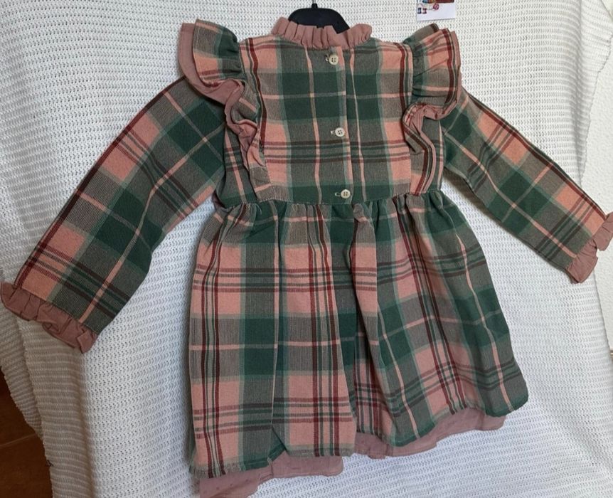 Artigo novo sem etiqueta - vestido 18m