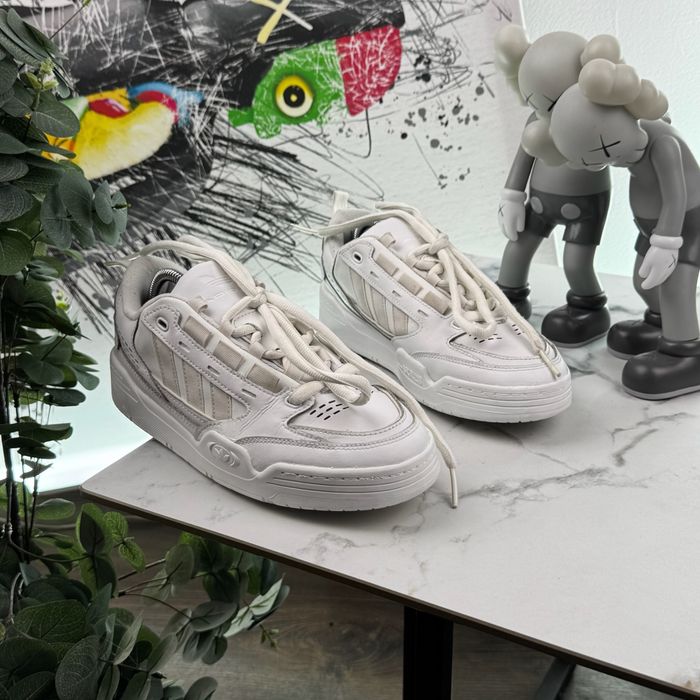 Кросівки Adidas Adi 2000 42 розмір E172