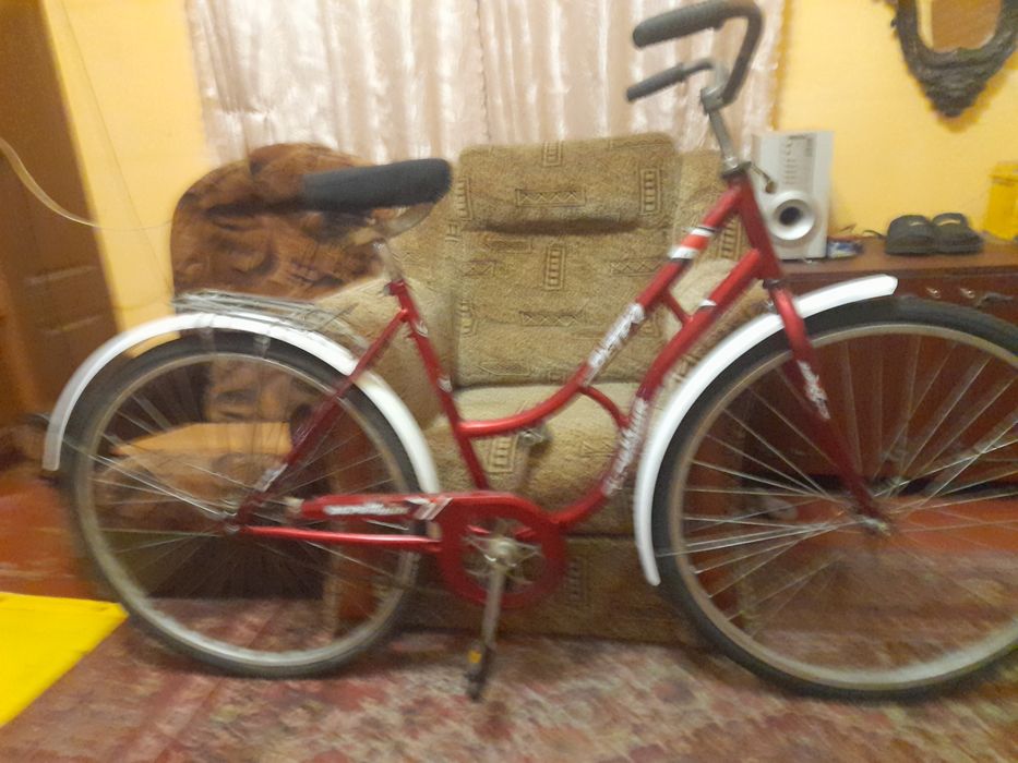 Продам жіночій чоловічі та підліткрвоговелосипеда