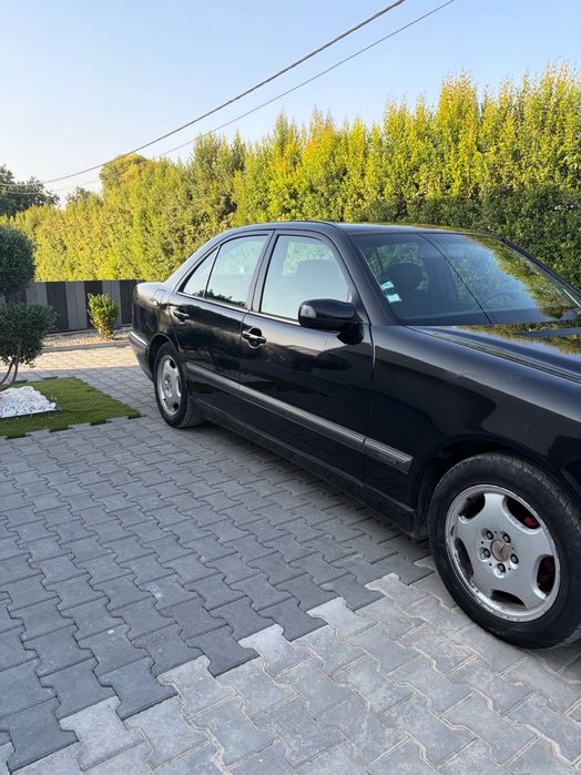 Mercedes E220 cdi w210