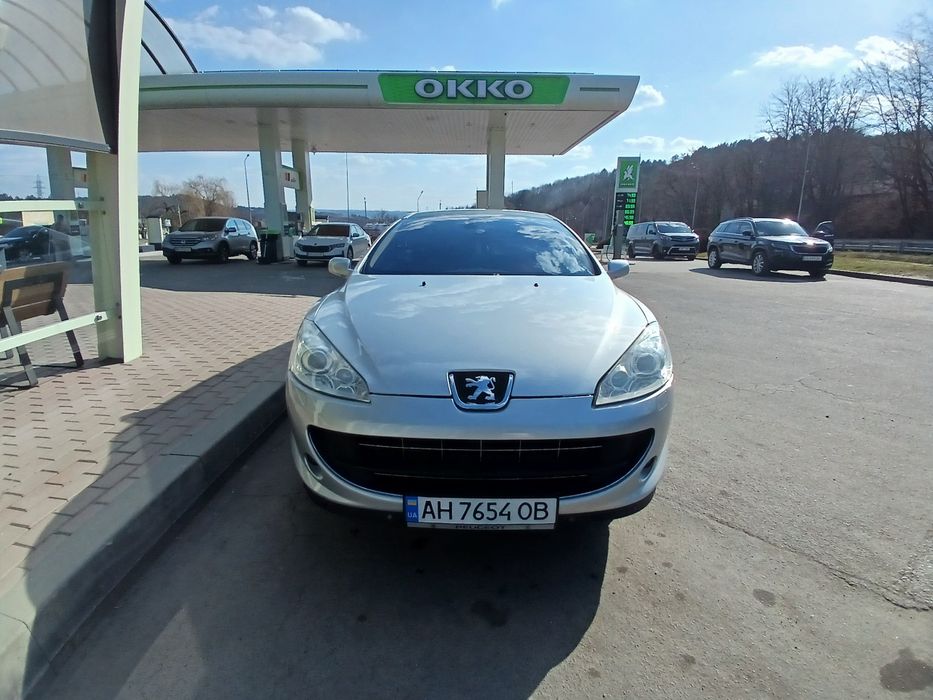 Купе PEUGEOT 407 GT.