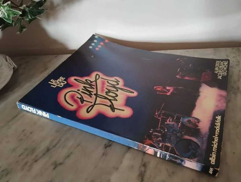 Livro Le Livre du Pink Floyd