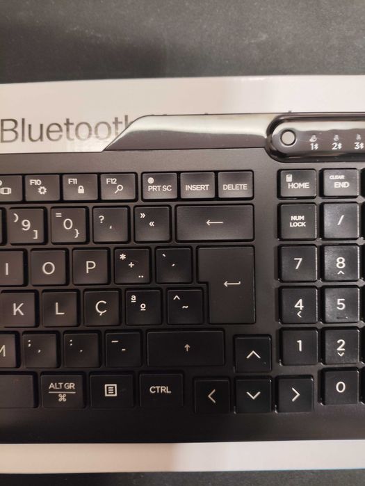 Teclado Sem Fios HP 460 – 3 Dispositivos Bluetooth (ISO PT)