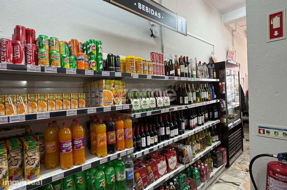 Trespasse Supermercado em Torres Vedras - pronto a trabalhar