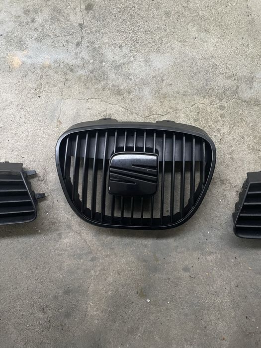 Grelhas Seat Ibiza 6L