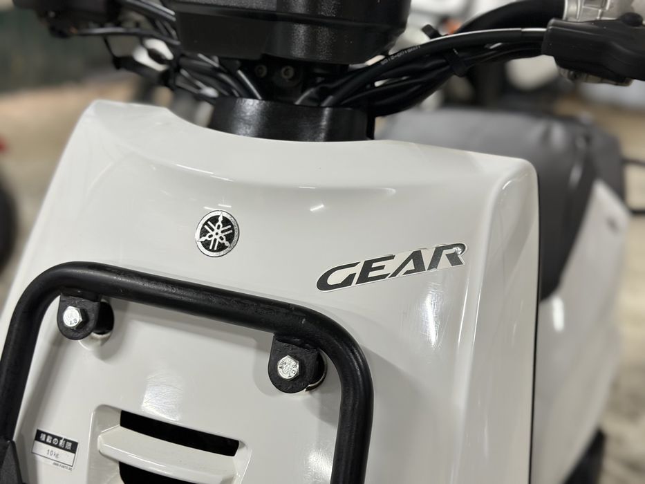 Скутер, мопед Yamaha Gear з контейнера.