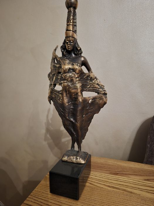 "Ulotna" rzeźba Tomasz Sętowski.