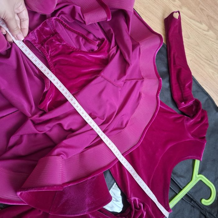 Турнірна сукня для бальних танців