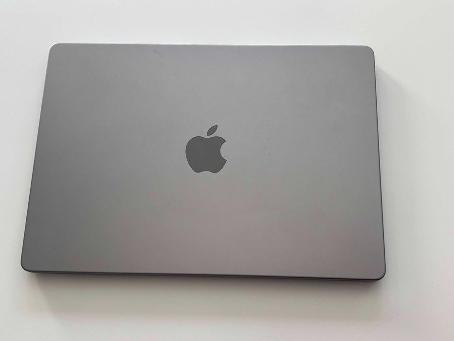 Portátil Macbook Pro M1 RAM 16GB Disco 1TB