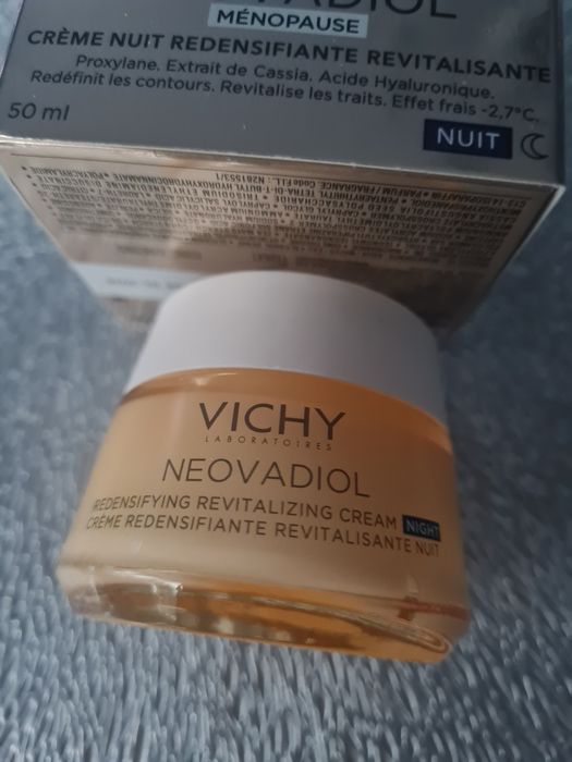 Vichy Neovadiol na noc