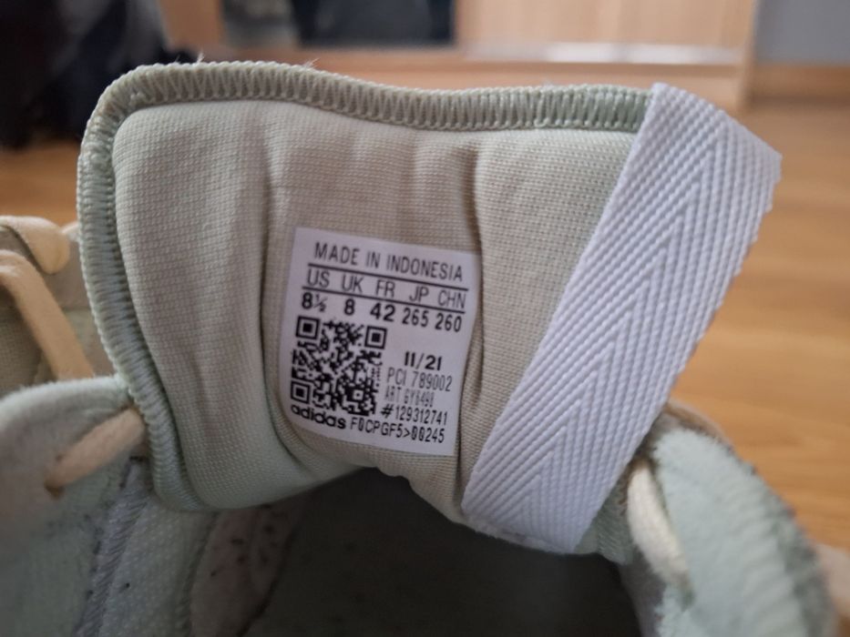 Buty damskie adidas nr 42