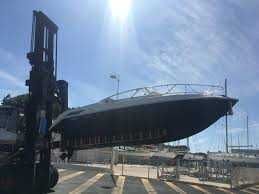 Barco de recreio Marex 7100 Touring Sport (Clássico)