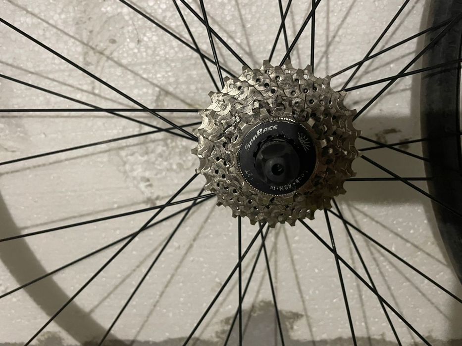 Колесо на шоссейный велосипед . 28 дюймов