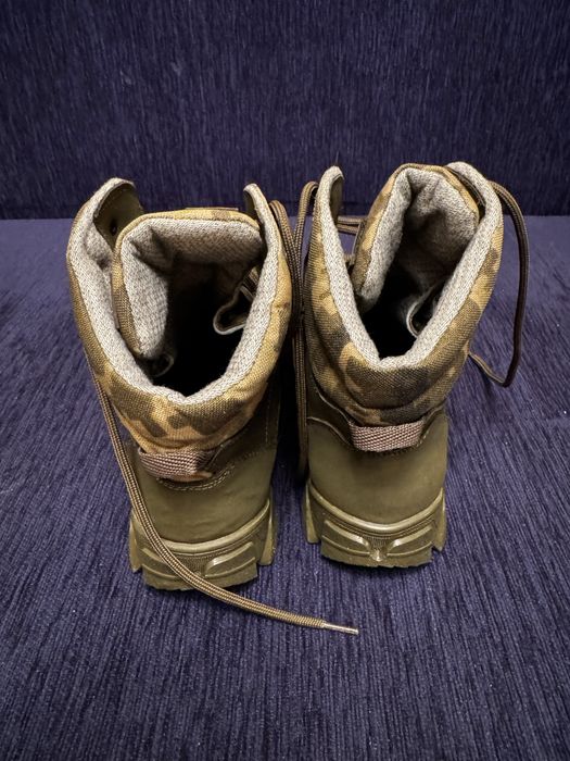 берці 39 розмір