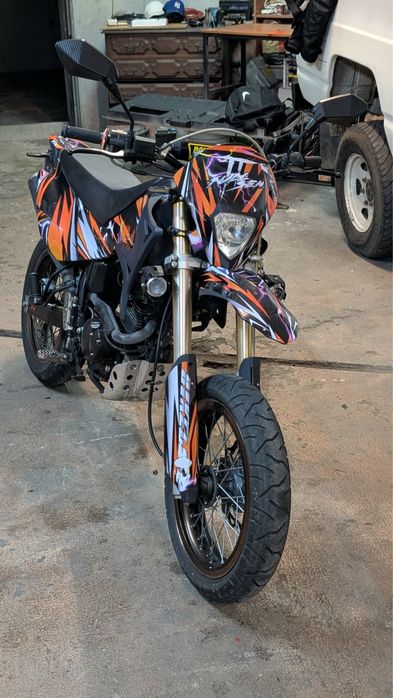 Mota 125 supermotard matriculada