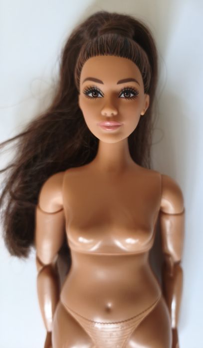 Барбі басікс, Barbie basics, барби йога